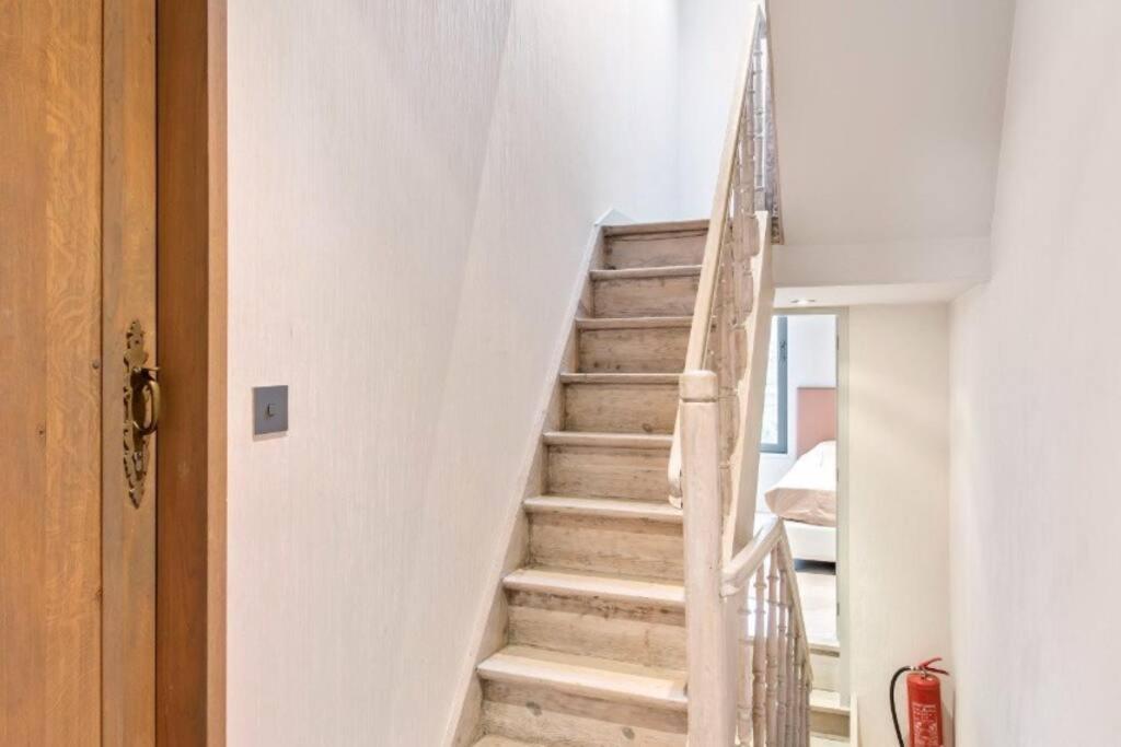 Centre Private Carparking Apartment